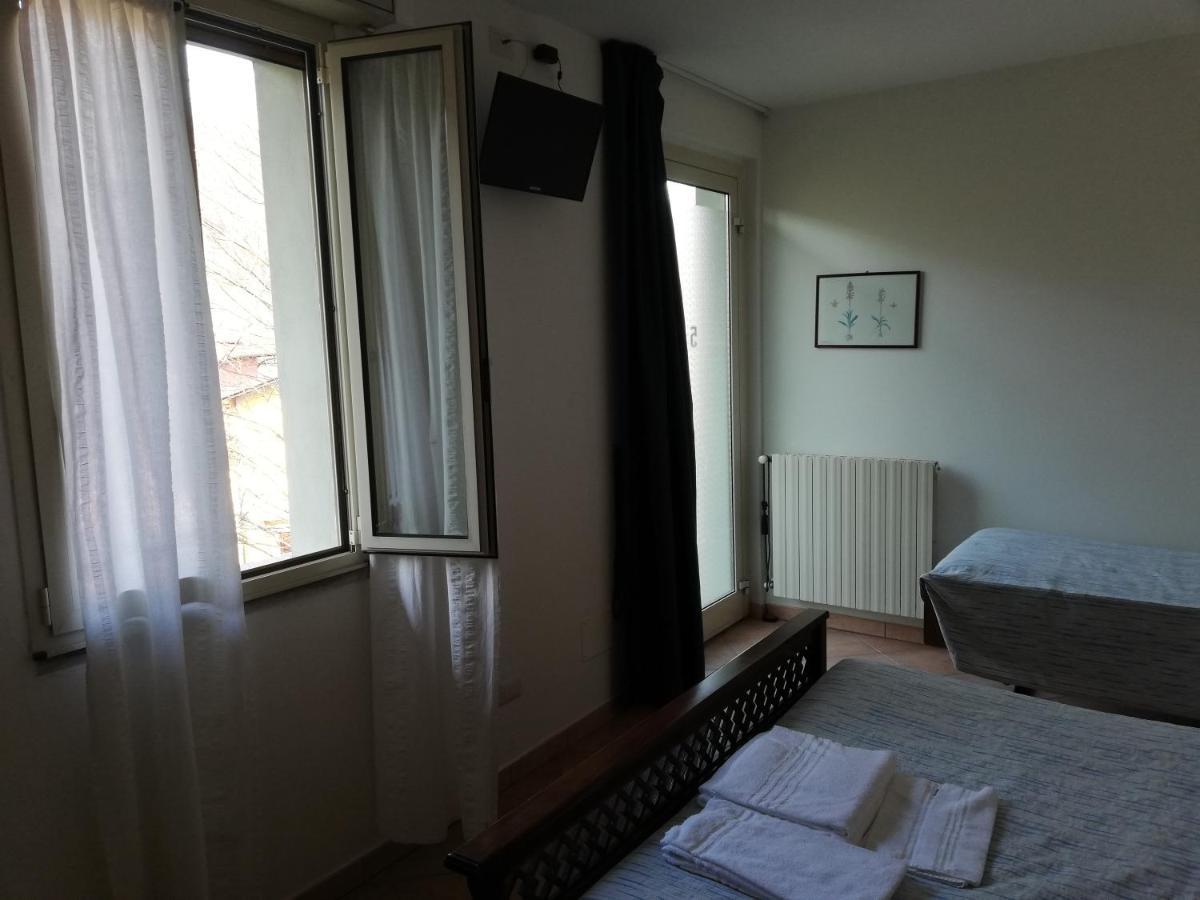 Agriturismo Al Motto Cambiasca ภายนอก รูปภาพ