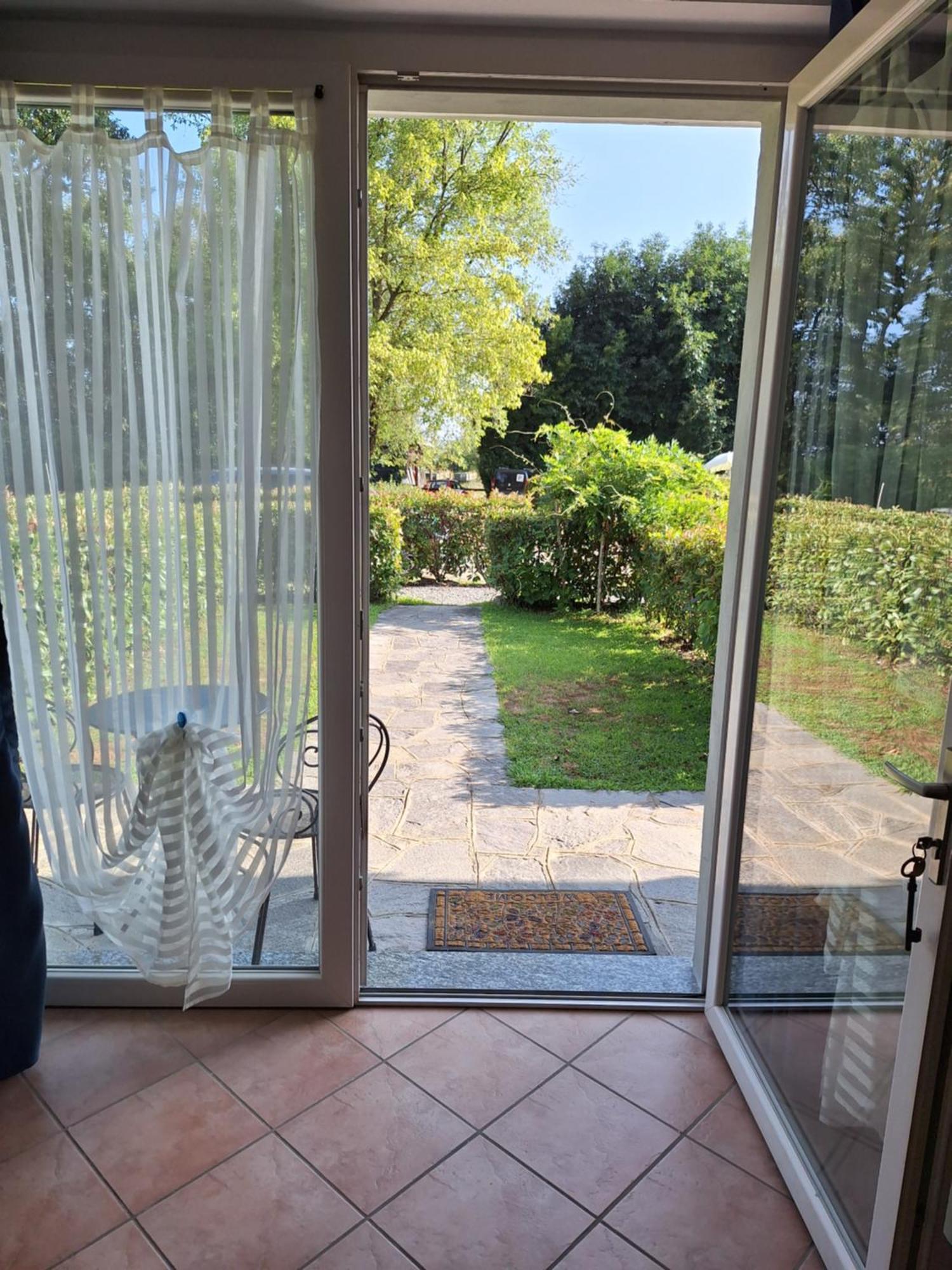 Agriturismo Al Motto Cambiasca ภายนอก รูปภาพ