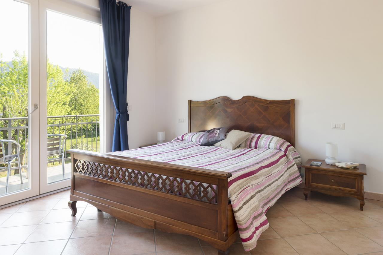 Agriturismo Al Motto Cambiasca ภายนอก รูปภาพ